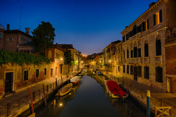 Obraz na płótnie Canvas Lagunenstadt Venedig bei Nacht