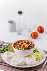 Rice vermicelli northern Thai with chicken and pok