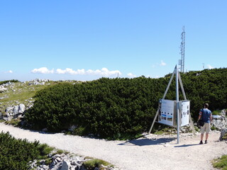 Five Fingers es una plataforma de mirador en las monta&ntilde;as Dachstein en el Monte Krippenstein, Austria.