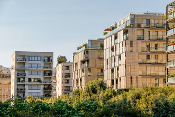 Fototapeta na wymiar Immeubles modernes à Paris 