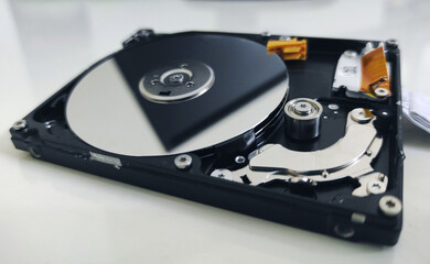 Computer hard disk drive hardware components