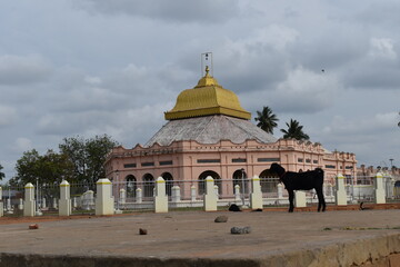 Vadalur Vallalar Temple, Amazing tamil Architecture, History : Vadalur, Tamilnadu. Indian Amazing Architecture. famous Pink building .