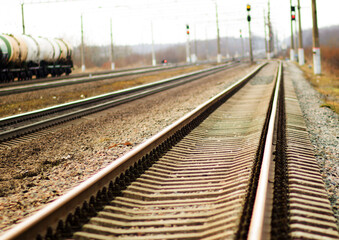 Fototapeta premium railroad tracks in the morning