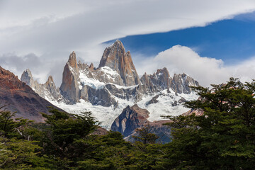 Fototapeta na wymiar Mount Fitz Roy in Los Glaciares National Park, Argentina