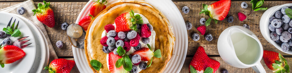 Sweet crepes with berries