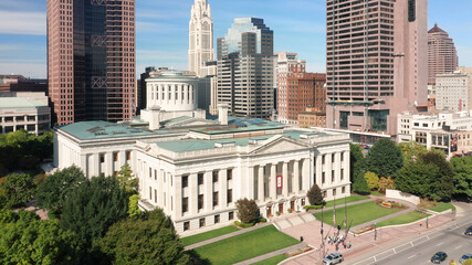 Ohio State House, in Columbus. The Ohio Statehouse is the state capitol building and seat of government for the U.S. state of Ohio - obrazy, fototapety, plakaty