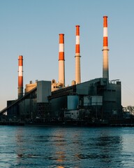 Obraz premium Ravenswood Generating Station, in Queens, New York City