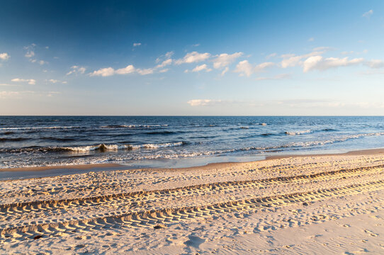 Plaża w Rewalu nad Morzem Bałtyckim / A beach in Rewal by the Baltic Sea