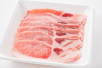 トレーに入った国産豚肉　生姜焼き用　ポークジンジャー