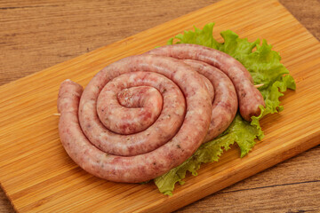 Raw sausage ring for grill