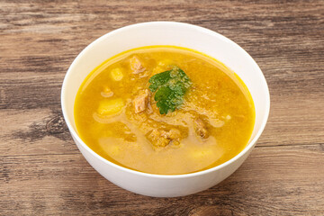 Pea soup with smoked meat