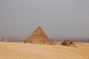 pyramids of Egypt