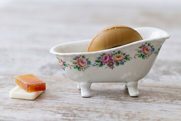 Vintage bathtub shaped soap dish  with soap bars