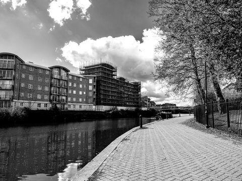 Fototapeta  A SUNNY DAY ON THE RIVER NENE