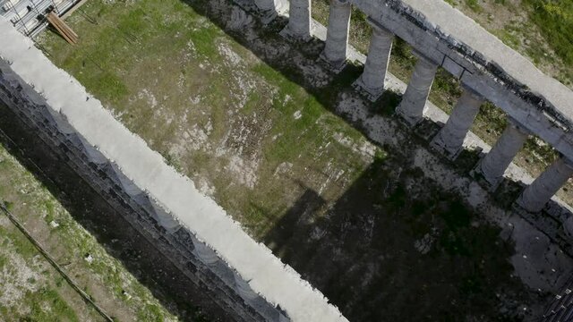 The temple of Segesta is one of the finest Doric-style temples to date. Segesta Archaeological Park in the province of Trapani. Ancient Sicily.