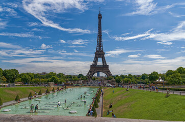 Eiffel Tower, Champ De Mars, Paris, Ile De France, France
