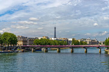 Fototapeta premium Pont Des Arts, Paris, Ile De France, France