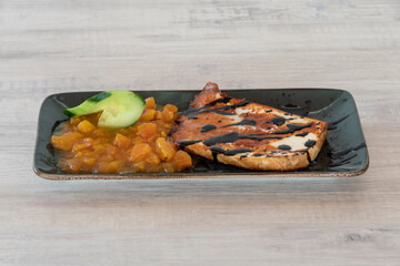 Queso frito con mermelada de mango 