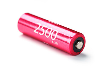 Red AA battery inscription 2500 on a white background.