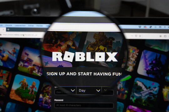 Roblox Images – Browse 745 Stock Photos, Vectors, and Video