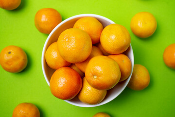 bowl of oranges
