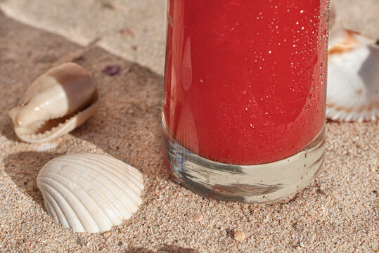 รูปภาพClamato – เลือกดูภาพถ่ายสต็อก เวกเตอร์ และวิดีโอ739 | Adobe Stock