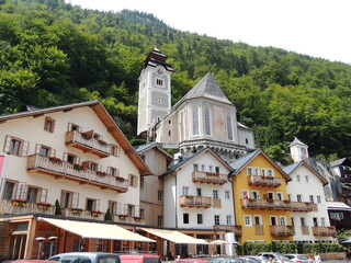 Hallstatt, a orillas de un precioso lago, realmente bello. Austria.