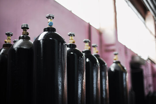 Cilinder with carbon dioxide. Tanks with compressed gas for industry. Liquefied oxygen production. Factory