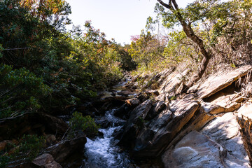 Rochas e Água no Complexo do Abacaxi em Itabirito - Minas Gerais, Brasil