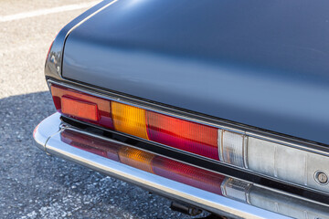 テールライト　Old car tail light (brake light)