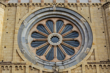 Architectural fragments of Basilica di San Zeno Maggiore facade in Verona. Basilica di San Zeno Maggiore - most important medieval church in Verona, founded in V century. Verona, Italy.