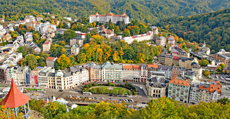 Stadt-Panorama,   Karlsbad,  Karlovy Vary  -  prominentester Kurort Mitteleuropas