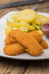 fish fingers with salad