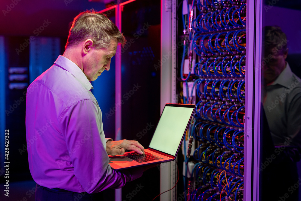 Poster Network engineer diagnosing server problems