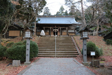 秋の福島県の猪苗代の土津神社