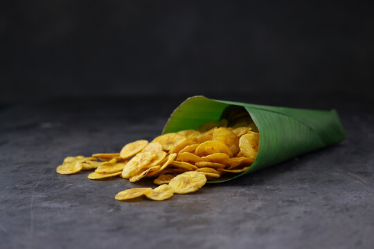 Dried Banana Chips Or Banana Waffers