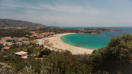 Fototapeta na wymiar view of the coast of the sea, Kalamitsi in Greece