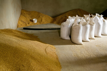production of combined pelleted animal feed from herbal ingredients