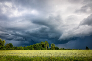 Chmury burzowe © Jarek Rymarz