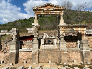 Fototapeta na wymiar The Metropolis of Ephesus