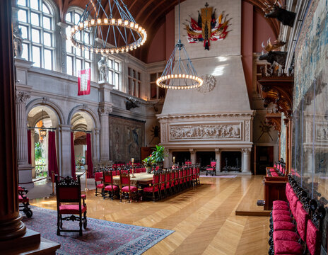 The Banquet hall of the Biltmore Mansion