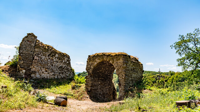 A view of the castle ruins in Questenberg in the Harz Mountains
