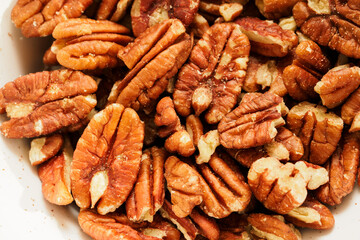 Pecans peeled in a bowl.