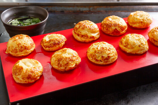 明石焼き Images – Browse 223 Stock Photos, Vectors, and Video