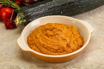 Vegetarian cuisine - Zucchini puree with herbs