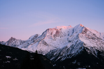 Crépuscule sur le Mont Blanc, France