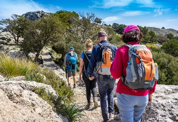 Fototapeten Schönes Mallorca: Wanderung einer Gruppe im Naturpark über Valldemossa auf dem historischen Reitweg des Erzherzogs Salvator auf den Caragoli © Frank Lambert