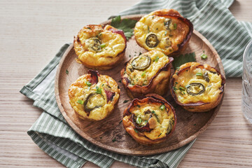 Bacon egg muffins with jalapeno