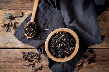 Dried black tea with spices