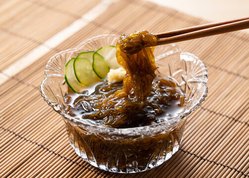 もずく」の写真素材 | 4,597件の無料イラスト画像 | Adobe Stock